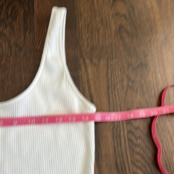 Vince Ribbed Bodysuit - Picture 3 of 7